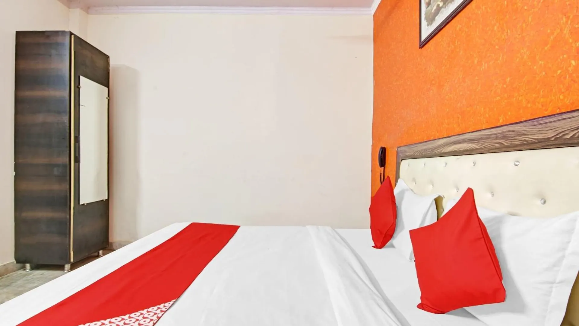 Hotel O Aakash View Delhi  Delhi (National Capital Territory of India)