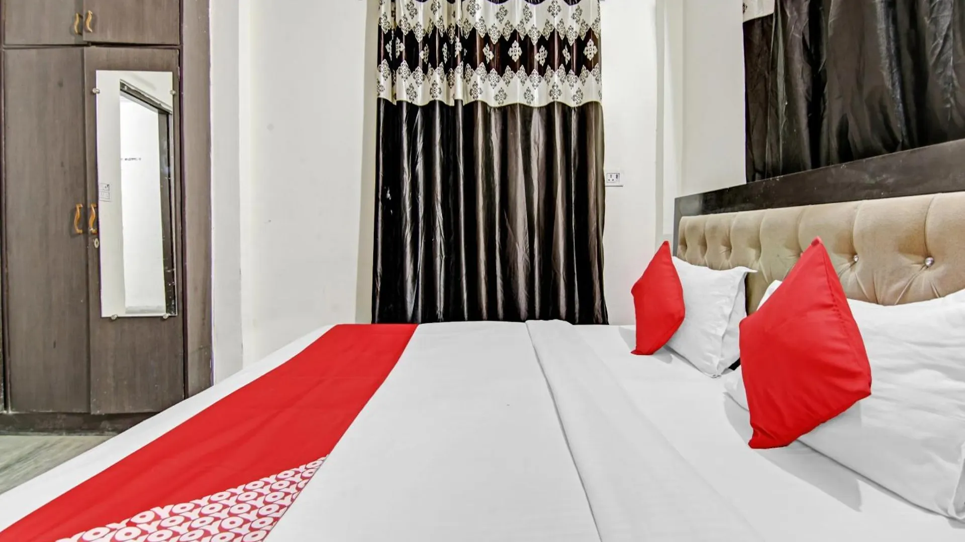 Hotel O Aakash View Delhi